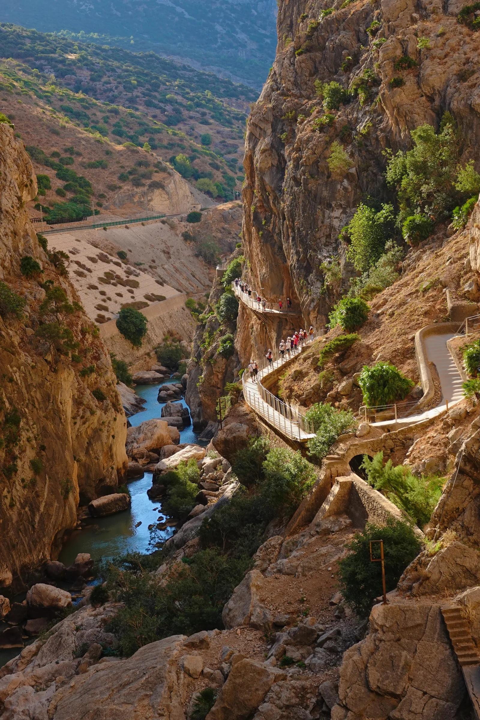 Salida del río Guadalhorce vista desde las pasarelas del Caminito del Rey