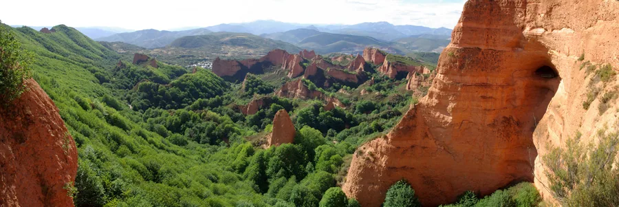 Panorámica de Las Médulas desde el Mirador de Orellán, paisaje UNESCO